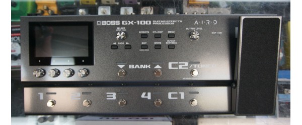 Boss GX-100 (usagé)